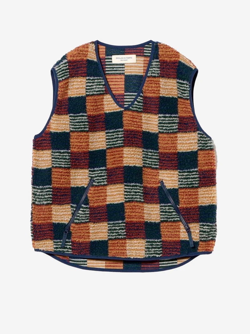Gilet in pile con jacquard a patchwork
