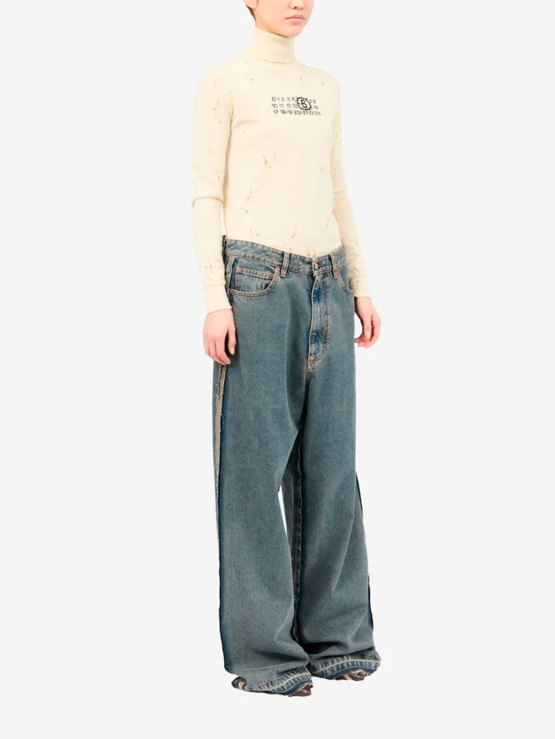Jeans a gamba larga con cuciture a vista e white stitch