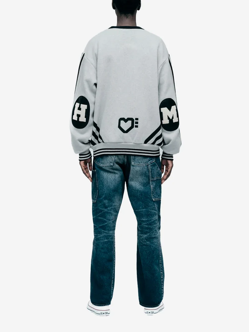 Felpa con patch in pelle sui gomiti