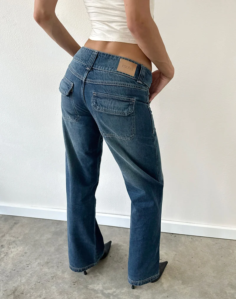 Entspannte Cargo-Jeans mit niedrigem Hüftumfang in Mittelblau