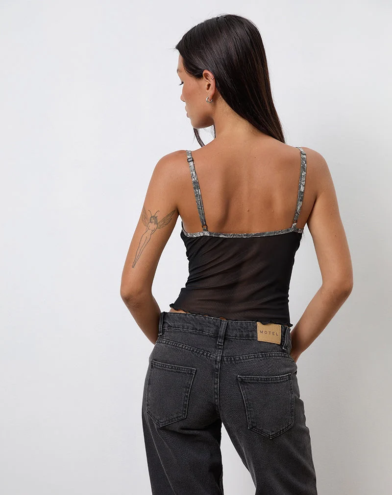 Dalan Cami Top aus schwarzem Mesh mit Waldtarnbesatz