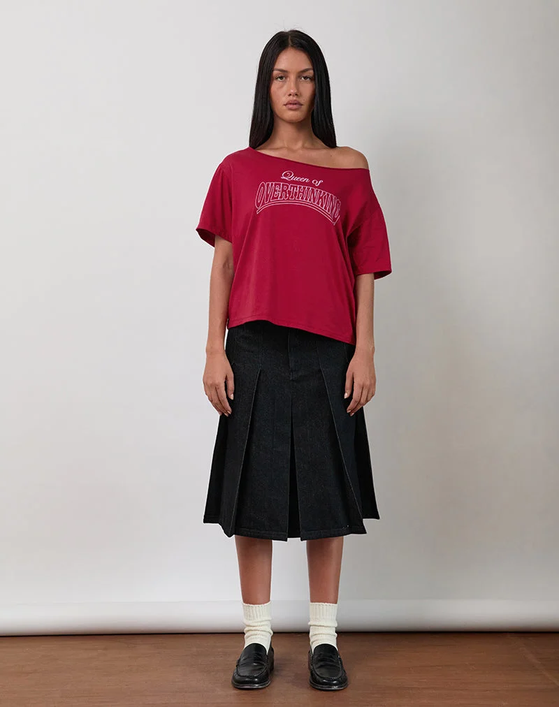 Scottie Slouchy Tee in Adrenalinrot mit Overthinking-Grafik