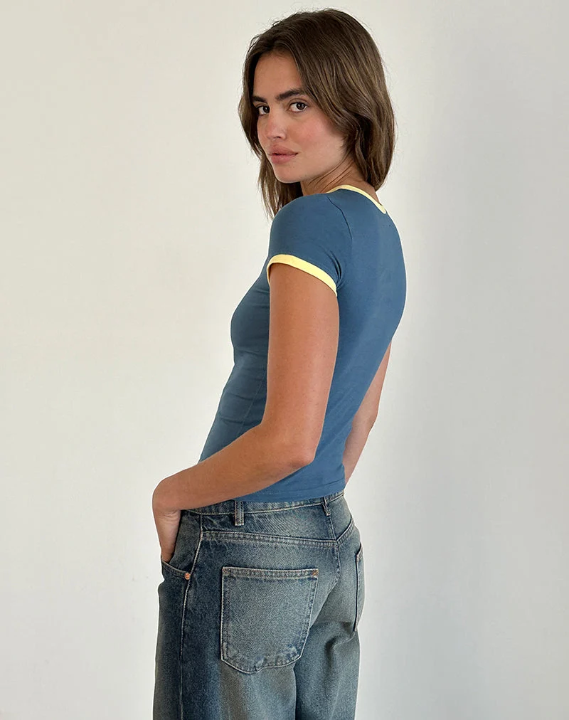 Sutin Tee in Blau mit 5-Emblem und gelber Lemonade-Bindung
