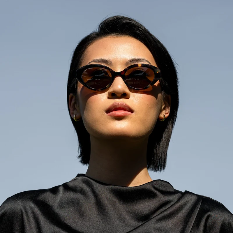 Isabel Bernard La Villette Rosaire Braun Tortoise Oval Sonnenbrille IB400002-04-14