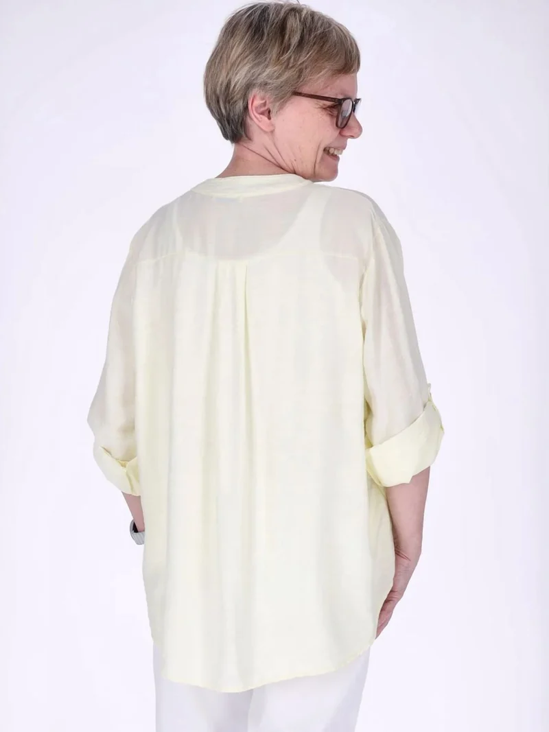 Damen Blusenshirt aus Viskose mit Krempelärmeln und Knopfleiste – Hellgelb