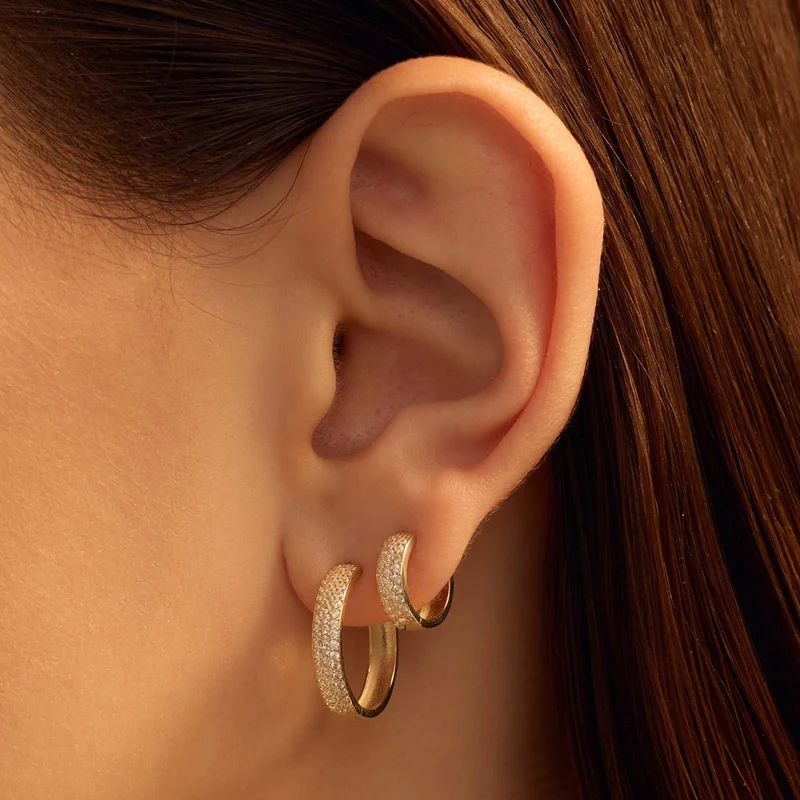 Beloro Jewels Monte Napoleone Stella 9 karat gold hoop earrings with zirconia BO360087
